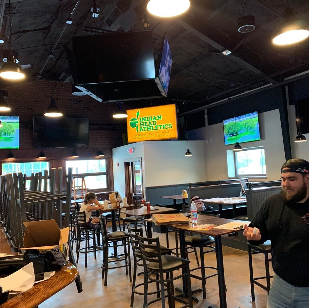 622040781928567583778216148302326909677911n | Shoppers Pub and Eatery Finishing touches! Soon! .
.
.
.
.