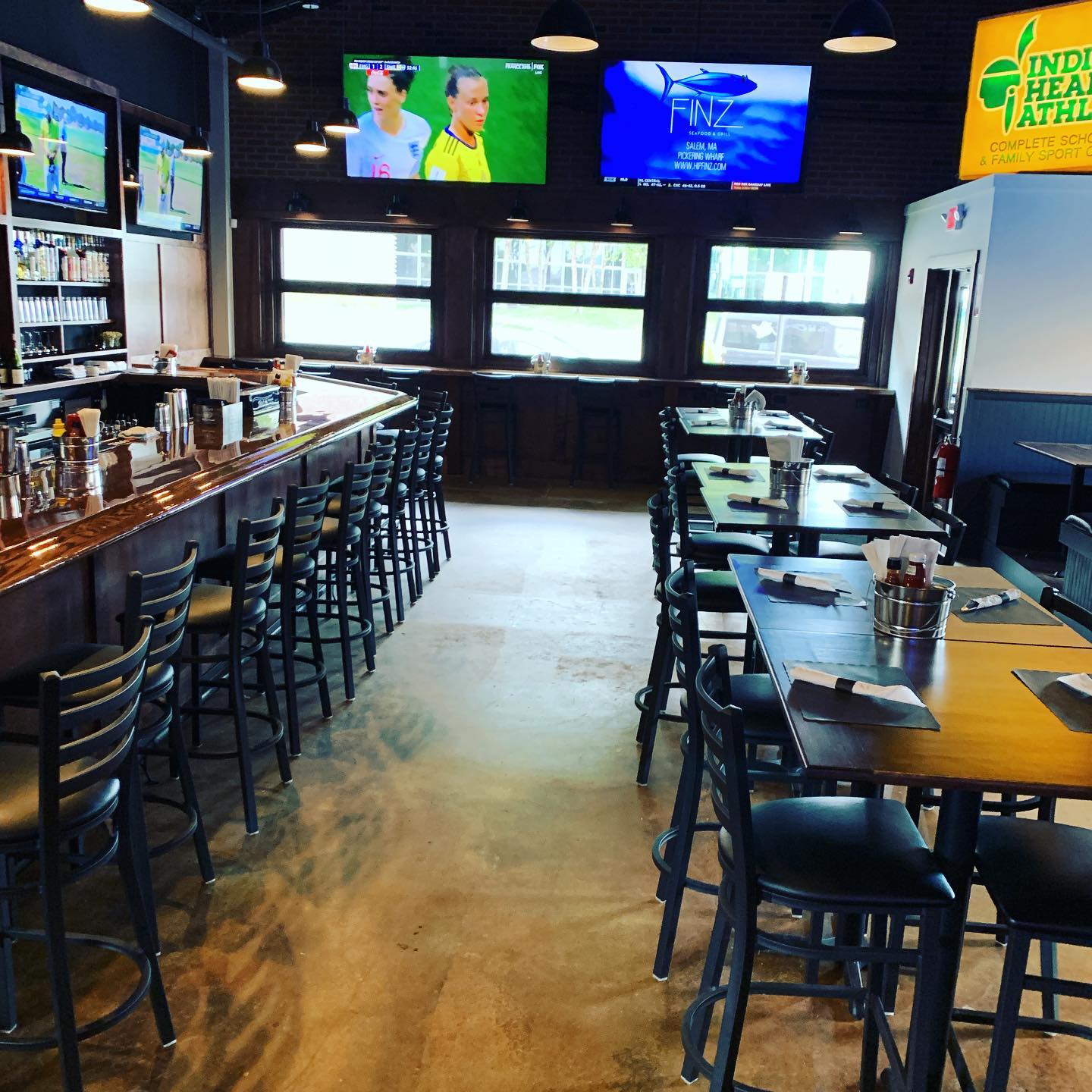 Weather doesn’t look too great in the Queen City for the rest of the day. We have lots of cold beer, good food and plenty of TVs for your viewing pleasure! .
.
.
.
.