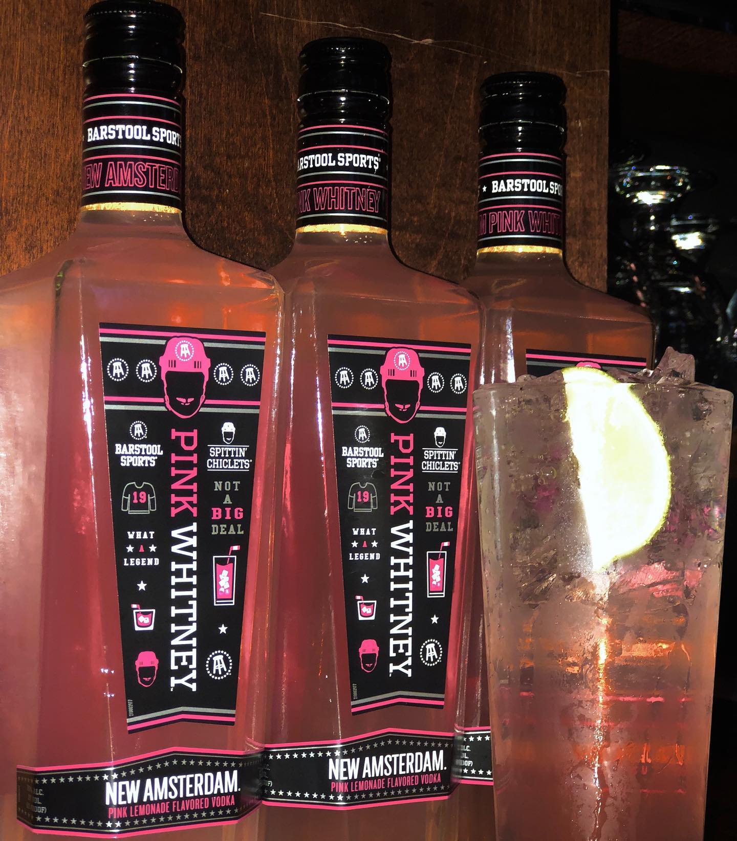 No caption needed. @barstoolsports @spittinchiclets .
.
.
.
.
.