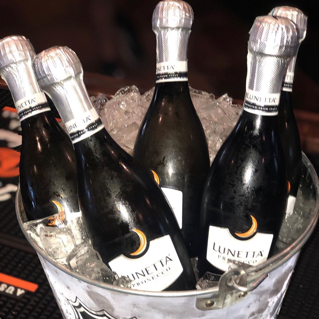 What do you get when you put mimosas, white claws, and beers in a bucket? The best damn Football experience you’ve ever had. See you sunday!! . . . . . . . #cocktails #drinks #bar #cocktail #craftbeer #mixology #party #food #drink #draft #beer #gin #wine #cocktailbar #instagood #love #manchester #rum #bartenderlife #nightlife #mixologist #foodie #vodka #alcohol #brewery #fun #shoppers #craftcocktails #local