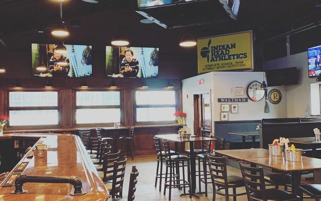 Amazing couple of days up here leading up to the #FITN primary today. What will today bring? #trivia with @trivianightwithbillandcody is a good start! See you at 7! #manchester #wehavefunhere #primarytuesday