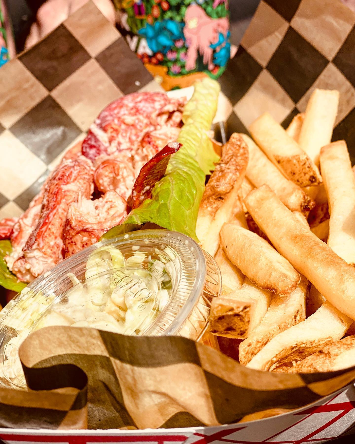 1008712995698543436664921605528911918661892n | Shoppers Pub and Eatery Great day for a Lobstah Roll.Couple more slots open for reservations today and tomorrow.