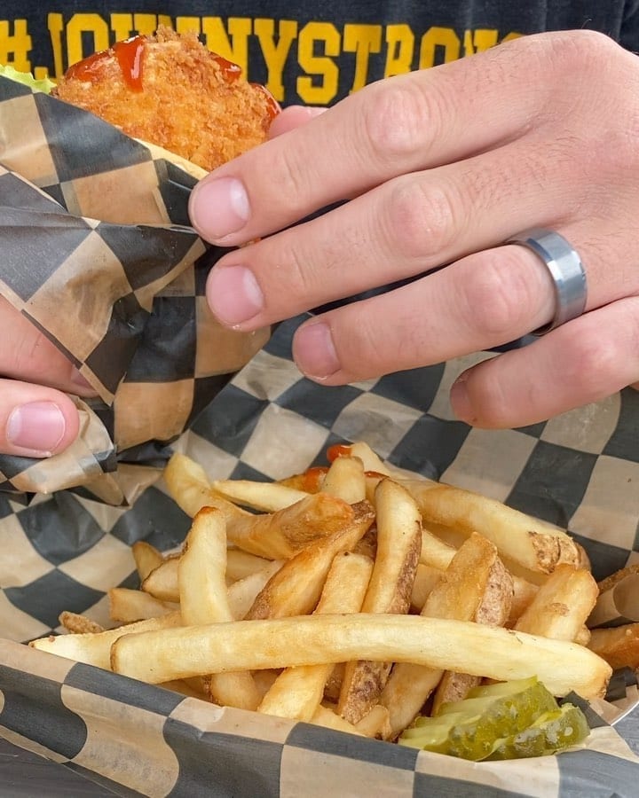 10239752039560384511328343461228358915096052n1 | Shoppers Pub and Eatery Honey Sriracha Dj tested Dj approved diggstownpopulation4