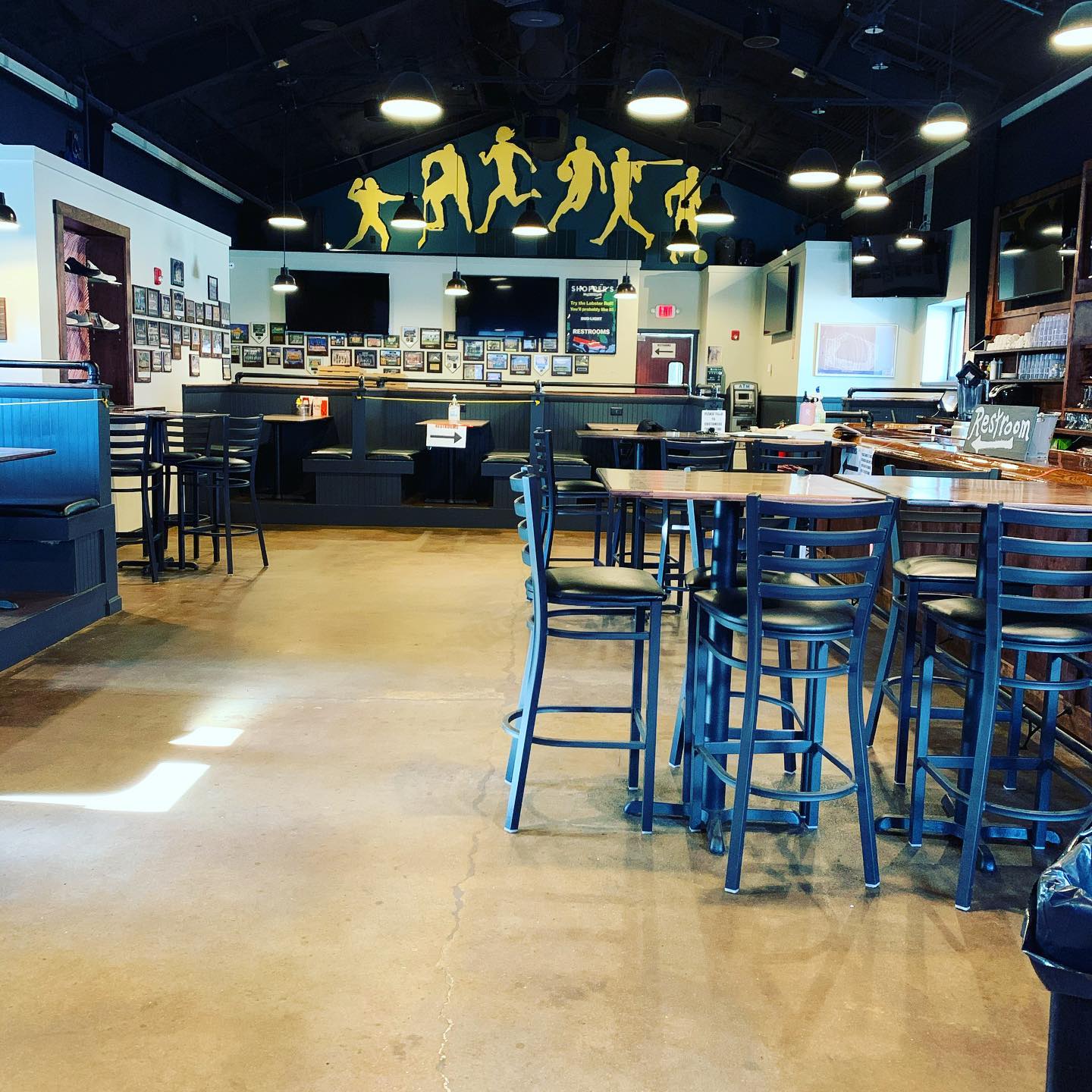 Indoor dining starts this week!We’ve been working hard reconfiguring our layout to best maximize the space for 50% occupancy.Our hours will remain Thursday through Sunday.
The Shopper’s Shack menu will still be featured. And our outdoor set up will continue. But be on the lookout for weekend features.
Look for more updates this week!
See you Thursday!