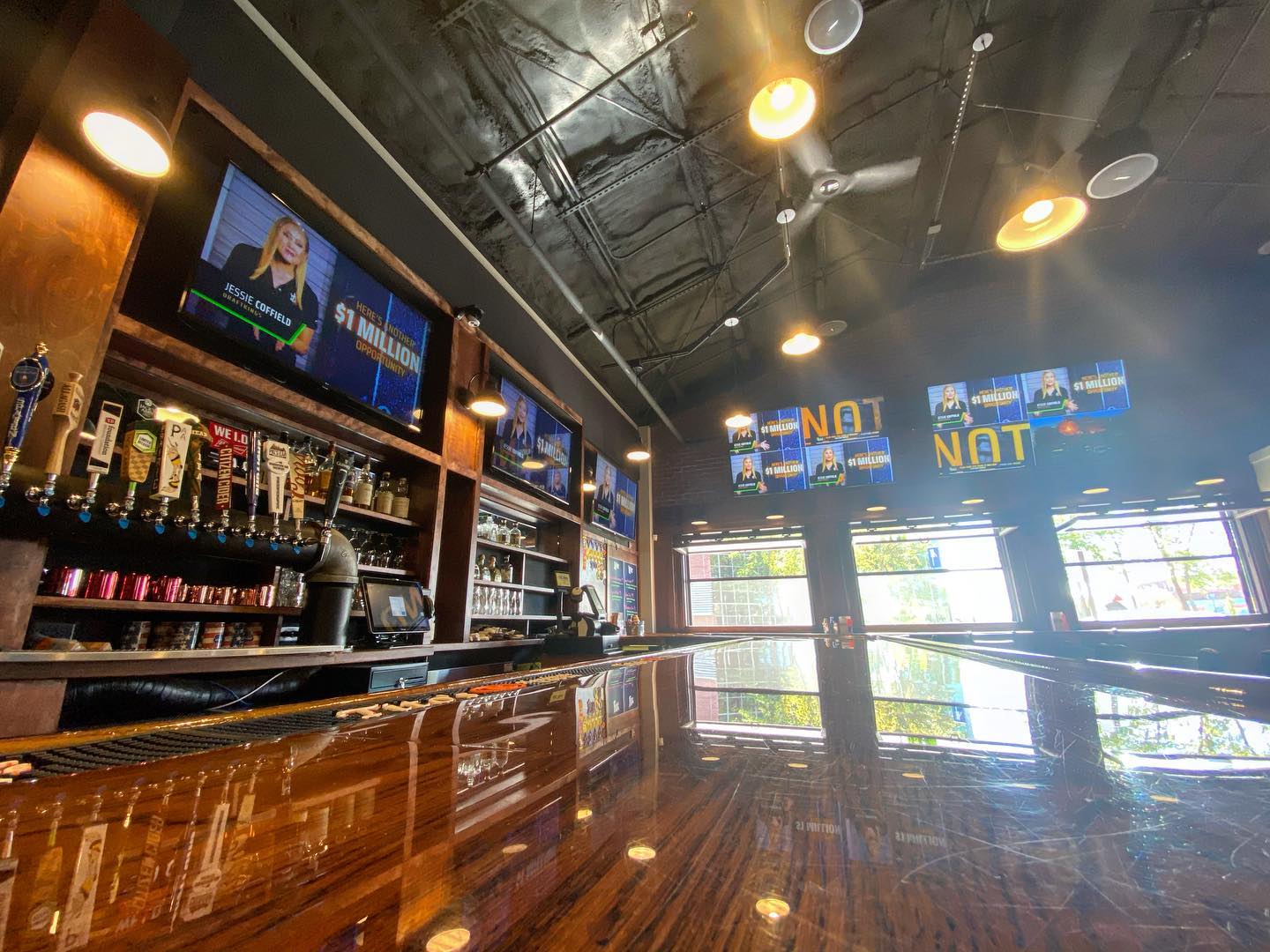 121141075657238264955197914184707729890015n2 | Shoppers Pub and Eatery Every single game every single Sunday Pizza Beer combo lets have a Sunday huh