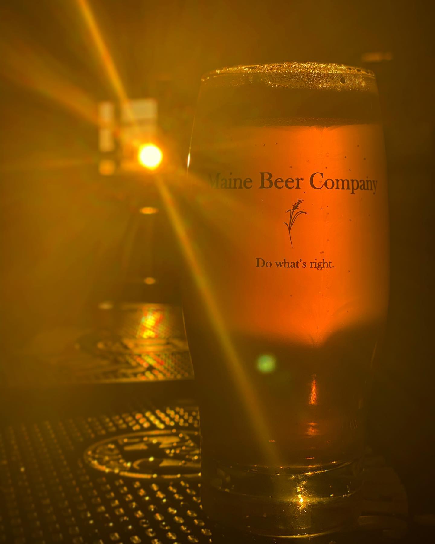 | Shoppers Pub and Eatery Do whats right and wear your mask