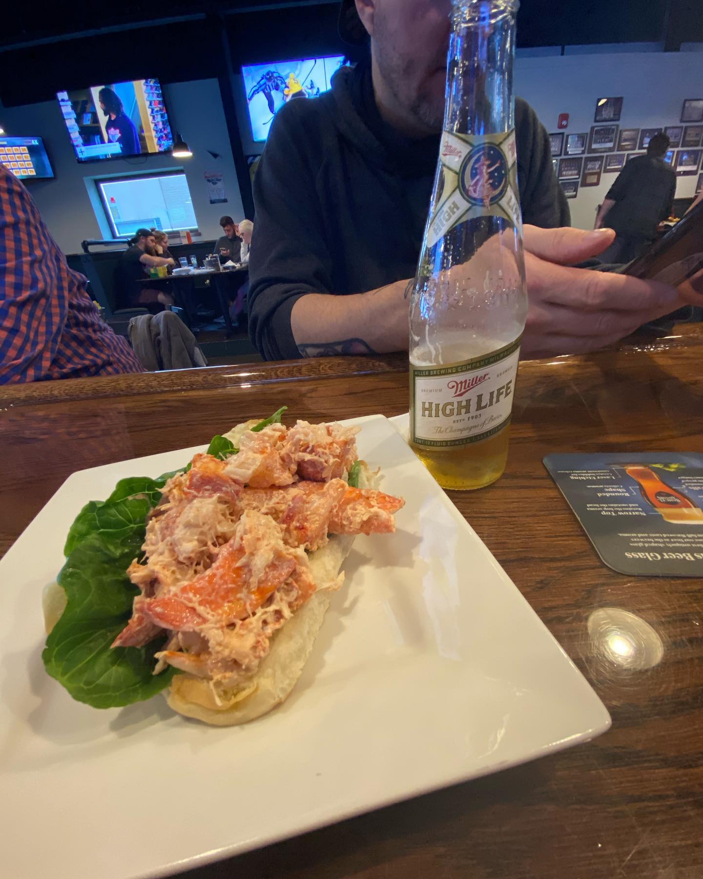 | Shoppers Pub and Eatery Hows ya lobstah roll