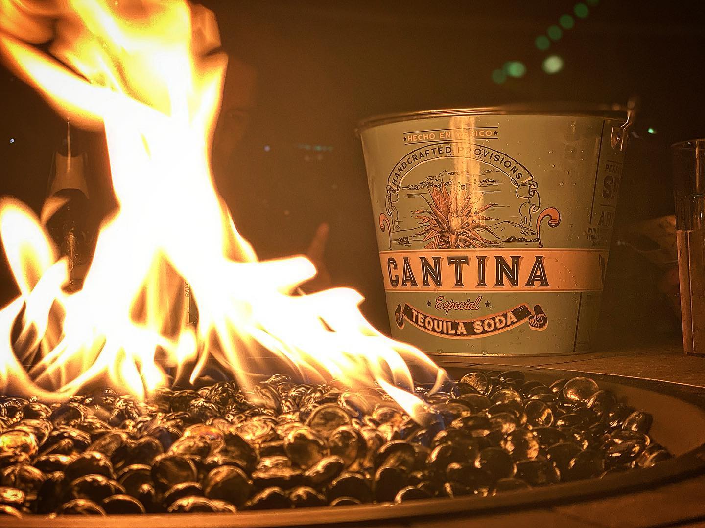 Shoppers summer vibes brought to you by @cantinaspirits and @canteenspirits