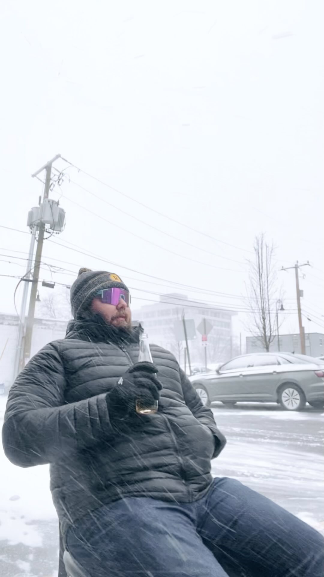 “ThErE’s SnOw EvErYwHeRe” ya sure pal, we’re still here. Open at 12.