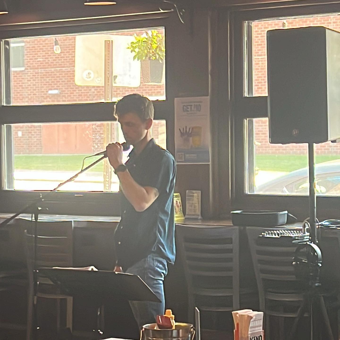 | Shoppers Pub and Eatery Live music starts at 1