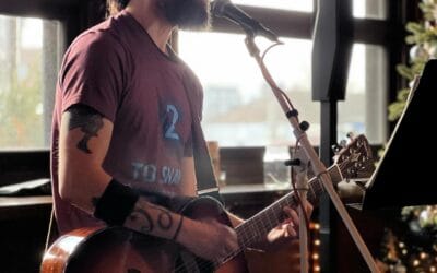 @ryandreadsnomore kicking off this playoff Sunday!