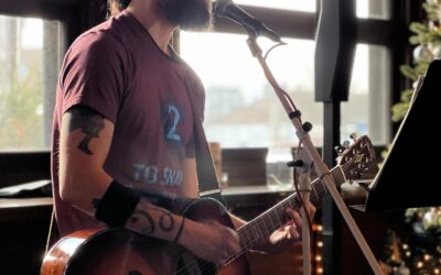 @ryandreadsnomore kicking off this playoff Sunday!