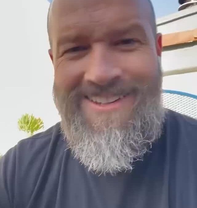 @paddydemsey knows the boys are buzzing, @shopperspubhockey is off to a historical start.